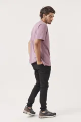 Pantalón de jean negro de corte skinny.