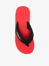 Sandalias de plataforma alta con cuña en color rojo, con tiras acolchadas estilo ojota en color negro y parche con el logo de Coperni.