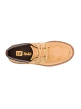 Zapato de cuero nubuck marca Caterpillar modelo Colorado Boat Lo, color tostado, con cordones y suela gruesa track de goma.