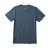 Remera Roark modelo Mathis Core de manga corta, color azul, con diseño de estampa pequeña en el pecho.