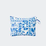 Bolso de mano Rip Curl con estampado de flores y texto en color azul sobre fondo blanco. Tiene cierre superior con cremallera y asa lateral.