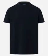Remera básica de corte clásico y calce regular, color negro, con cuello redondo y mangas cortas.