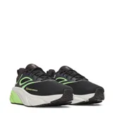 Championes de running Under Armour modelo Rogue 6, color negro con detalles en verde neón y entresuela blanca. Presentan diseño de malla transpirable, cierre con cordones y logo de la marca en el lateral.