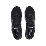 Championes de running Asics modelo Gel Excite 8, color negro con detalles en blanco. Presentan tecnología AmpliFoam en la entresuela para mayor amortiguación y diseño de malla transpirable en la parte superior.