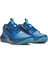 Championes de básquetbol Under Armour Lockdown 7, color azul con detalles en azul marino y celeste. Presentan parte superior de malla transpirable con superposiciones de cuero sintético, entresuela de EVA para una pisada reactiva y suela de caucho con patrón de tracción en espiga.