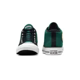Zapatillas Converse Chuck Taylor All Star High Street de caña media, color verde y negro, con parte superior de lona, detalle bordado en el talón, amortiguación OrthoLite y parche All Star de piel sintética.
