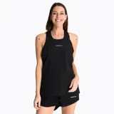 Musculosa deportiva negra con espalda estilo nadador y logo de la marca estampado en el pecho.