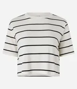 Remera boxy cropped de viscosa rayada con cuello redondo y mangas cortas.