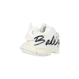 Championes Balenciaga Track Signature de color blanco con diseño gráfico y letras pintadas a mano en tono negro.