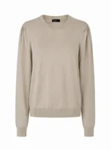 Buzo Boston negro de punto fino, con cuello redondo y mangas largas.