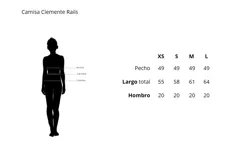 Camisa blanca de manga corta con botones en el frente, corte cuadrado y calce cómodo.