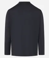 Remera deportiva masculina Get Over de manga larga y cuello redondo, confeccionada en tejido Dry Fit con estampa de rayas discretas y detalles reflectantes.