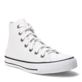 Championes de caña alta Converse Chuck Taylor All Star, confeccionados en cuero sintético blanco con cordones al tono, puntera de goma y suela de caucho con detalle de línea negra.
