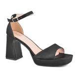 Sandalias de vestir Korium color blanco, con plataforma y taco cuadrado alto.