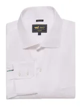 Camisa de vestir RKF de corte regular, color blanco con finas rayas verticales rosadas. Presenta cuello italiano, cierre frontal con botones, bolsillo en el pecho con logo bordado y puños con botones.
