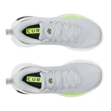 Championes de básquetbol Under Armour Curry 12 modelo Gravity, de diseño técnico en color gris con detalles en verde neón y negro. Presentan una parte superior de malla transpirable, contrafuerte de TPU en el talón para mayor soporte y suela de goma de alta tracción.