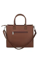 Cartera tipo tote de cuero sintético marrón, con doble asa de mano, correa ajustable y desmontable, y detalles de estampado en relieve con forma de corazón y la inscripción "Oreiro Love".