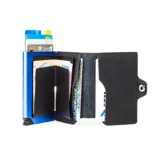 Billetera compacta Baleine modelo Kansas, con exterior de cuero negro y estructura interna de aluminio azul con sistema deslizante para tarjetas. Incluye tecnología RFID para protección de datos y compartimentos adicionales para billetes y documentos.
