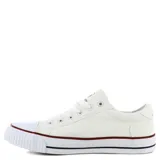 Championes Topper Wagon de lona blanca con detalles en negro y rojo.