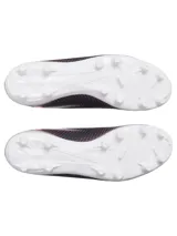 Championes de fútbol Under Armour modelo Shadow Select 3 FG, con parte superior sintética suave en color negro y blanco con detalles en rojo. Presenta suela de TPU con tacos cónicos para tracción en superficies naturales firmes.