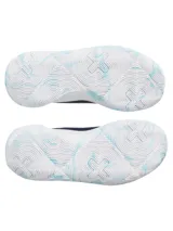 Championes de básquet Under Armour modelo GS Jet 23, con diseño de caña media en tonos azules y blancos. Presentan una parte superior de malla transpirable con refuerzos sintéticos, entresuela Micro G® para mayor amortiguación y suela de goma con patrón de tracción anatómico.