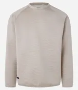 Suéter deportivo negro de manga larga con cuello redondo y textura ondulada en relieve.