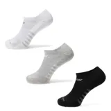 Pack de tres pares de medias invisibles (tipo soquete) New Balance, color negro, con detalles en gris y logo en tono lila/violeta.