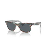 Lentes de sol Ray-Ban modelo Wayfarer, con montura de acetato color blanco con vetas grises y lentes grises.