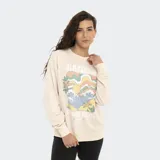 Buzo de algodón con cuello redondo, manga larga y calce holgado. Presenta una estampa frontal con diseño retro de olas, sol y flores, con la frase 'Happiness comes in waves'.