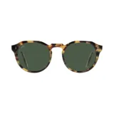 Lentes de sol con montura redonda color carey y lentes verdes.