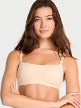 Bralette Luxe Contour Scoop color marzipan, ligeramente forrado, sin aros, con escote redondo moderno y tirantes ajustables.