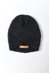 Turbante tejido a mano en lana merino color rojo.