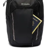 Mochila Columbia Atlas Explorer II 26, color negro, con capacidad de 26 litros. Cuenta con dos compartimentos principales, funda acolchada para tablet y laptop de hasta 15 pulgadas, bolsillo frontal, dos bolsillos para botellas de agua y bolsillo externo con cremallera. Las correas de hombro son acolchadas y contorneadas, e incluye correa de esternón ajustable y asa de transporte superior acolchada. Los tiradores de cremallera son reflectantes.