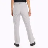 Pantalón de trekking desmontable color gris, convertible en short. Presenta cintura con cinturón ajustable, bolsillos laterales y cierre en las piernas para su transformación.