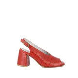Sandalias rojas de cuero con textura croco, forro de cuero, plantilla anatómica forrada de cuero, taco apollerado de 6.5 cm y capellada en V.