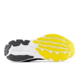 Championes de running New Balance 680 V8 para hombre, color negro con detalles en gris y amarillo.