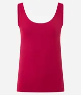 Musculosa básica de poliamida color naranja, con escote en U y breteles anchos. Diseño ajustado al cuerpo, ligero y fresco.
