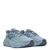 Championes de running Under Armour UA Rogue 6 para hombre, de color celeste con detalles en azul y amarillo. Cuenta con capellada de malla transpirable, cordones y suela amortiguada.