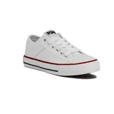 Championes blancos de lona con suela de goma blanca con líneas decorativas negras y rojas. Logo de la marca en el lateral y en la lengüeta.