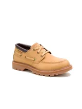 Zapato de cuero nubuck marca Caterpillar modelo Colorado Boat Lo, color tostado, con cordones y suela gruesa track de goma.
