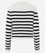 Cardigan de punto corto con diseño de rayas horizontales, cuello redondo, cierre frontal con botones y mangas largas con puños acanalados.