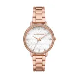 Reloj Michael Kors modelo Pyper, color oro rosa, con caja de acero inoxidable de 38mm y esfera blanca con patrón de logos MK. Bisel con incrustaciones de cristal y pulsera de eslabones de acero inoxidable.