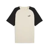 Remera deportiva Puma Sport Tee, color crema con mangas raglán negras y logo de la marca estampado en el pecho.
