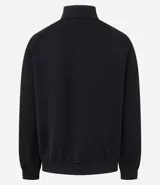 Campera deportiva de cuello alto con cierre frontal completo, mangas largas con rayas laterales blancas contrastantes y bolsillos laterales. Presenta un bordado pequeño en el pecho.