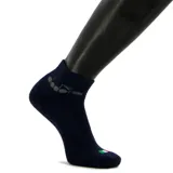 Pack de tres pares de medias deportivas negras con logo de Diadora en gris.