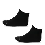 Par de medias cortas tipo soquetes color negro, con detalle de marca bordado en la puntera.