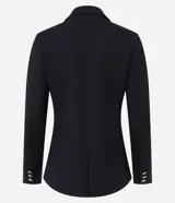 Blazer femenino de sastrería confeccionado en punto roma, con cuello solapa, cierre frontal con botones decorativos y diseño estructurado.