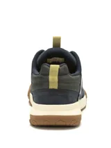Championes Caterpillar modelo Hex Ready Lo de color azul marino, con capellada de cuero nubuck y malla de nylon. Presenta detalles en color amarillo, suela de goma con gran tracción y entresuela clara.
