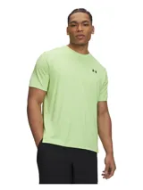 Remera deportiva Under Armour Tech Vent SS de color verde lima, de manga corta, con cuello redondo y el logotipo de la marca estampado en negro en el pecho.