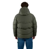 Campera parka Maui and Sons modelo North Bay, color verde militar. Diseño acolchado con capucha incorporada, cierre frontal completo y bolsillos laterales con cierre. Confeccionada en tejido resistente al agua.